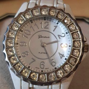 🦋10/$20🦋 Geneva Silver/White Rhinestone Stainless Steel Women's Watch